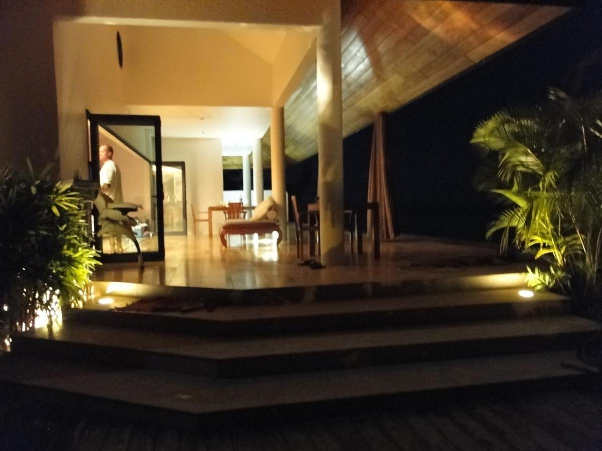 Ocean Breeze Villa Tevaitoa Exterior foto